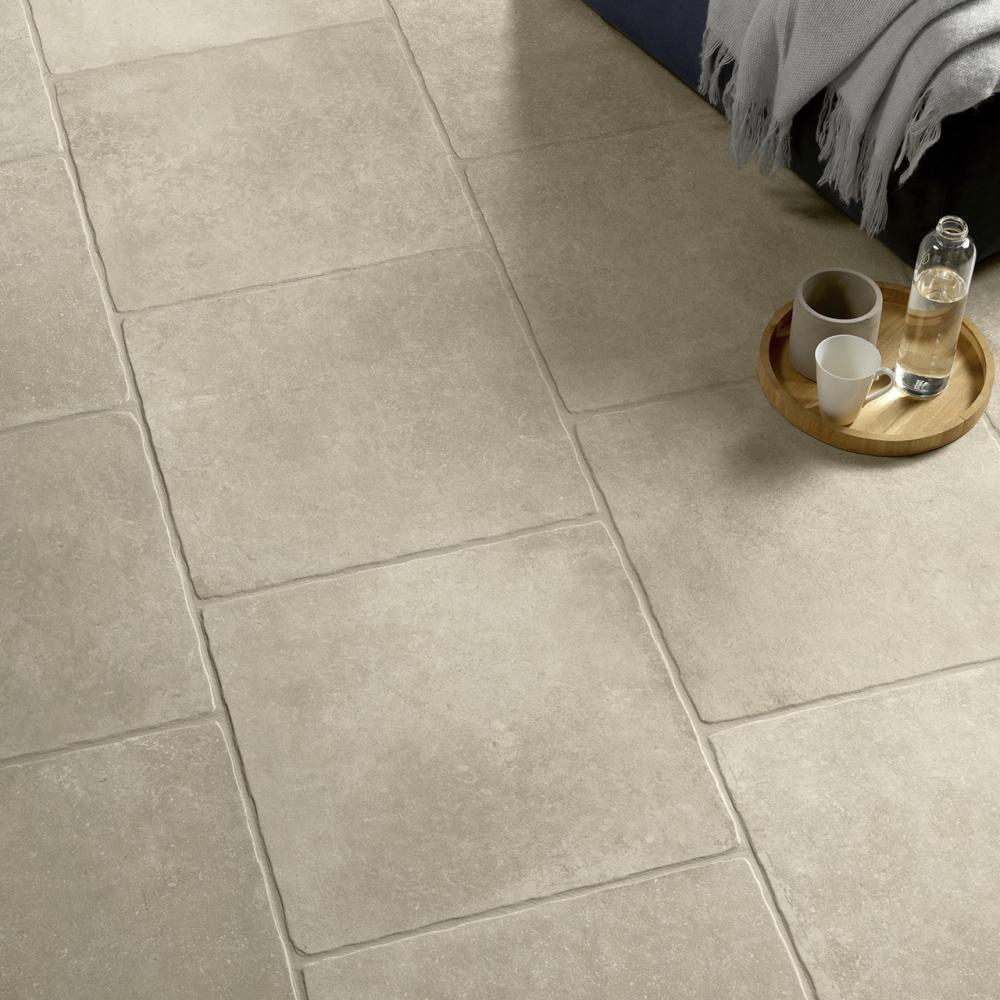 rusztikus szelu bezs jarolap csempe padlolap burkolat mediterran kohatasu vilagos furdoszoba homok szinu nappali terasz lekerekitett isla ceramica opus lameridiana fagyallo burkolatok.jpg